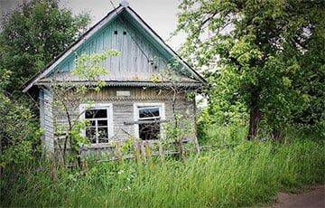 Дом недалеко от озера в Нарочанском крае выставили на торги за «смешную» цену