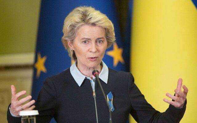 Глава Еврокомиссии призвала начать работу над пакетом восстановления Украины