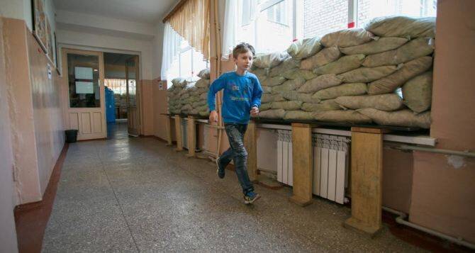 Все школы на Луганщине возобновят работу 10 мая. Какие новые предметы появятся