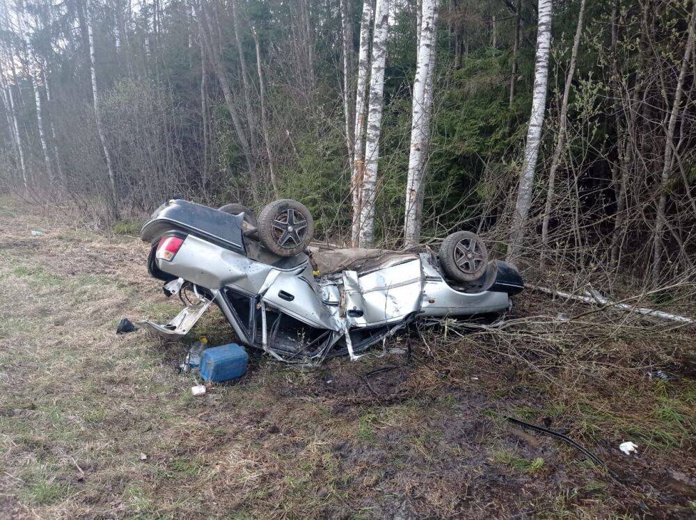 На М9 в Тверской области в ДТП погиб водитель