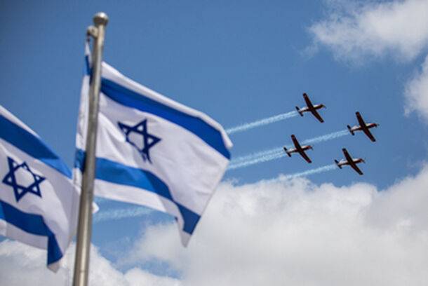 Израиль отмечает 74-ый День Независимости парадом ВВС ЦАХАЛ