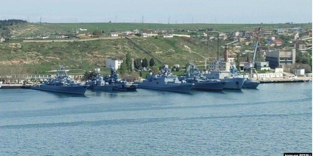 Россия вернула большую часть своих кораблей в Севастопольскую бухту — фото