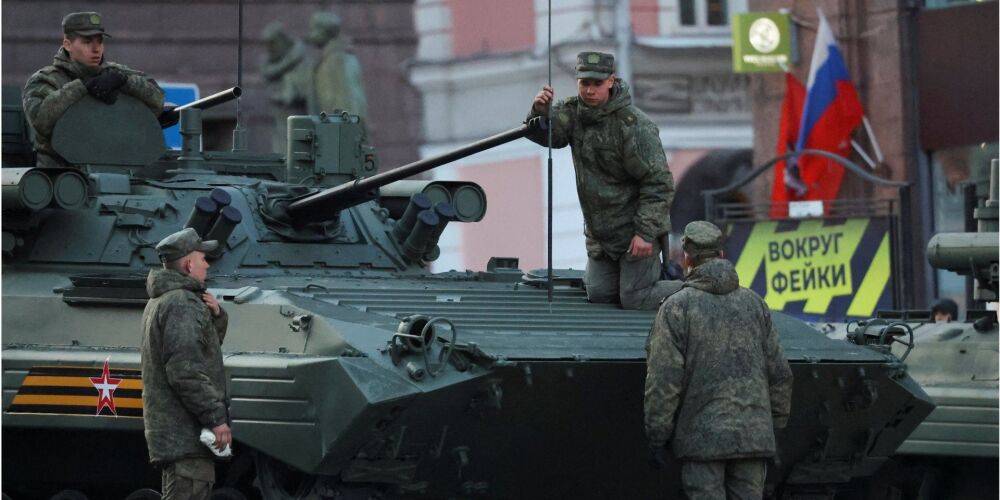 «Песков врет всегда!». Несмотря на отнекивание Кремлем мобилизации, Путин отправит на убой в Украину еще 300 тысяч солдат — Яковина