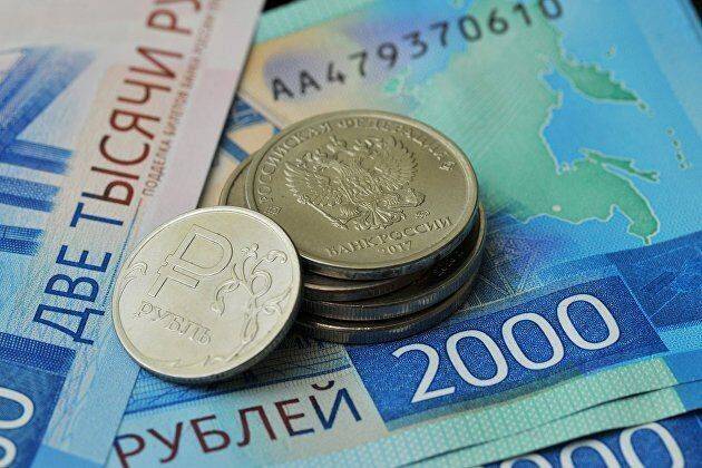Курс рубля на этой неделе нарисовал "подкову"
