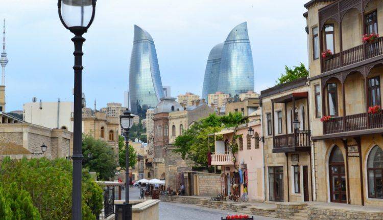 «Азимут» начинает летать из Сочи в Баку