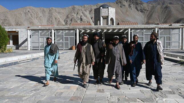 Пляски вокруг мавзолея Ахмад Шаха Масуда вызвали негодование жителей Афганистана