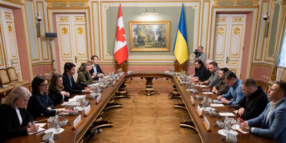 Канада вводит новые санкции против РФ и отменяет все пошлины на товары из Украины