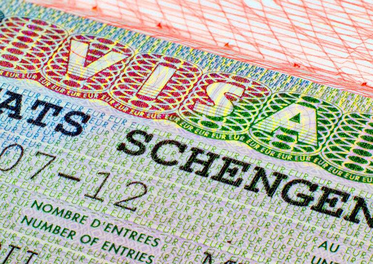 МИД Чехии: число выданных россиянам и белорусам гуманитарных виз резко выросло