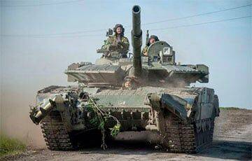 Украинские бойцы 93-й бригады провели «парад» на трофейных российских танках