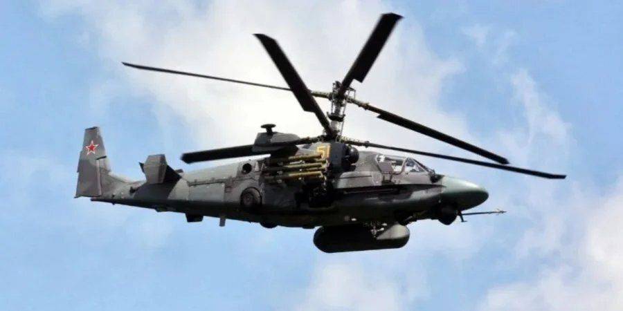 Под Изюмом сбили российский вертолет Ка-52 Аллигатор — видео
