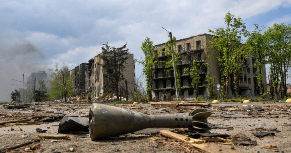 ВС РФ укрепляются в центре Северодонецка, штурмуя город с нескольких сторон, — Генштаб ВСУ