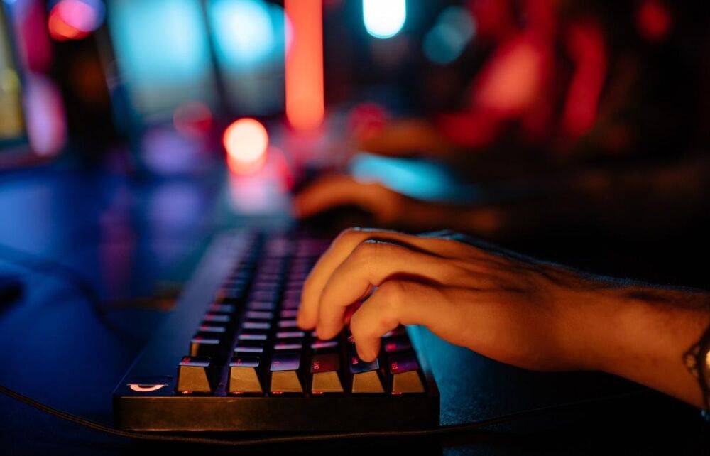 Большинство россиян хотят, чтобы дети изучали разработку игр и киберспорт в школах