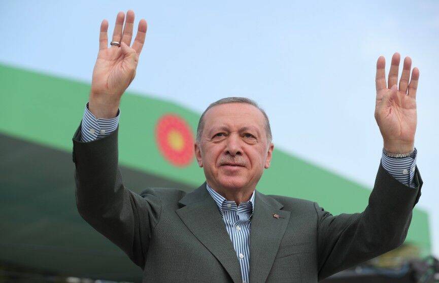 Президент Турции объявил о проведении новой операции в районе Манбиджа и Телль-Рифата в Сирии