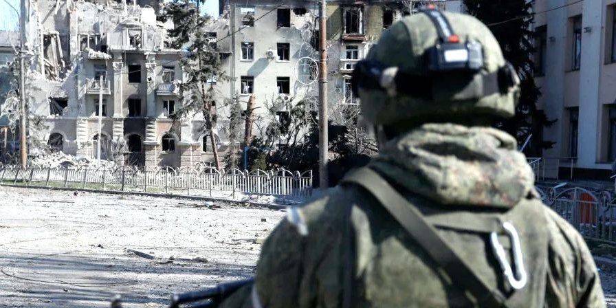 «Трупы до сих пор жгут»: оккупант рассказал о массовых убийствах украинцев по приказу комбрига — перехват