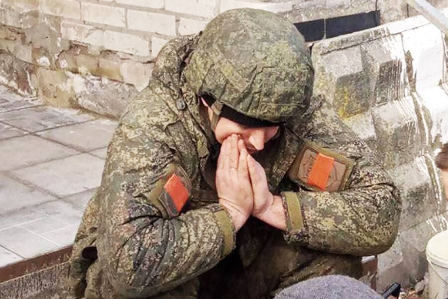 Російські командири продають пайки, тому окупанти продовжують їсти собак: перехоплення СБУ
