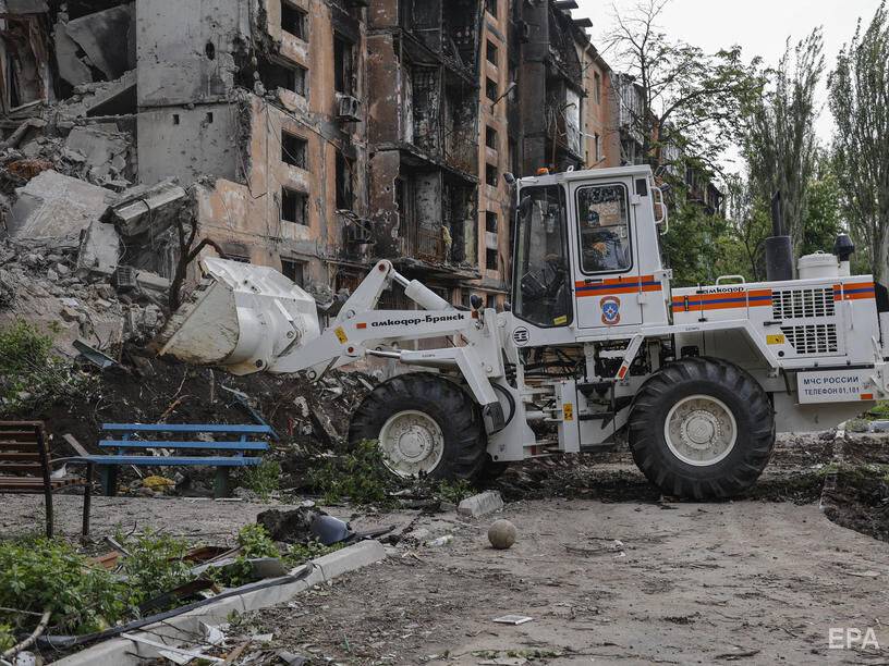 В Мариуполе тела вывозят на полигоны вместе с развалинами домов – городской голова Бойченко