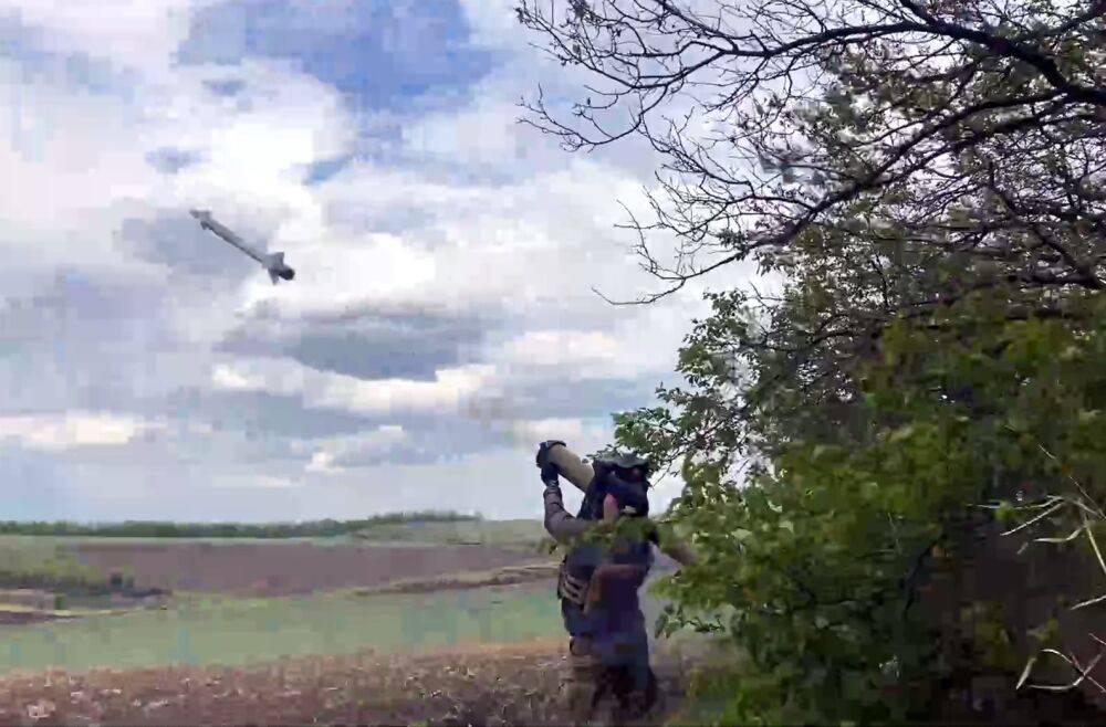 Лишает оккупантов "глаз": стало известно об уникальном умении украинского десантника - видео