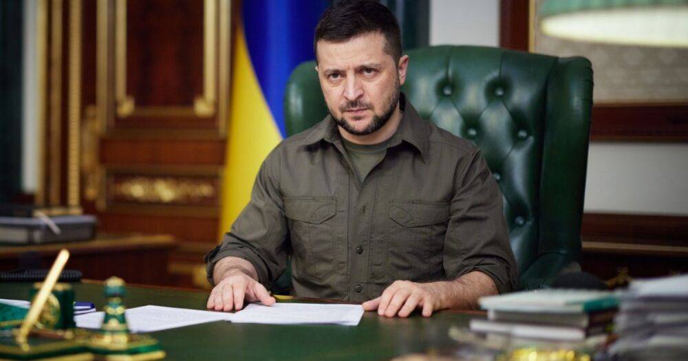 Защита суверенитета – обязанность граждан: Зеленский ответил на петицию по выезду из Украины мужчин