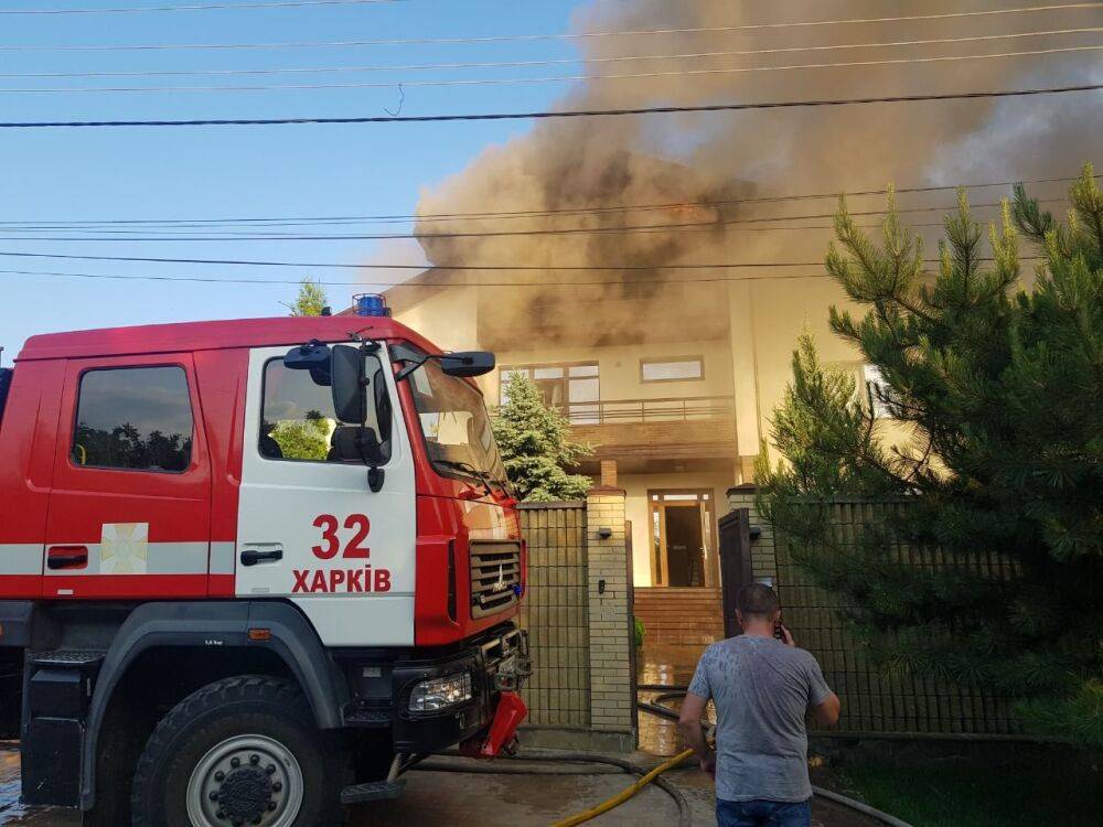 На Харьковщине произошло 11 пожаров, вызванных вражескими обстрелами — ГСЧС