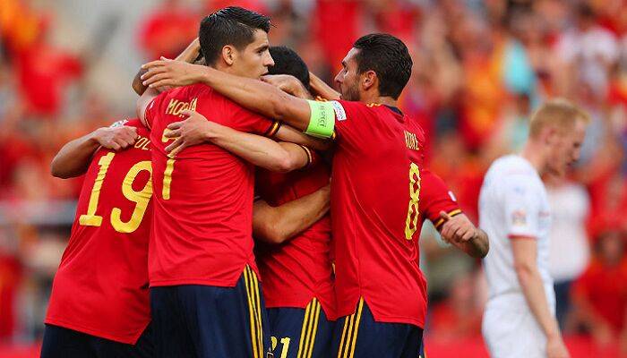 Испания уверенно обыграла Чехию в матче Лиги наций