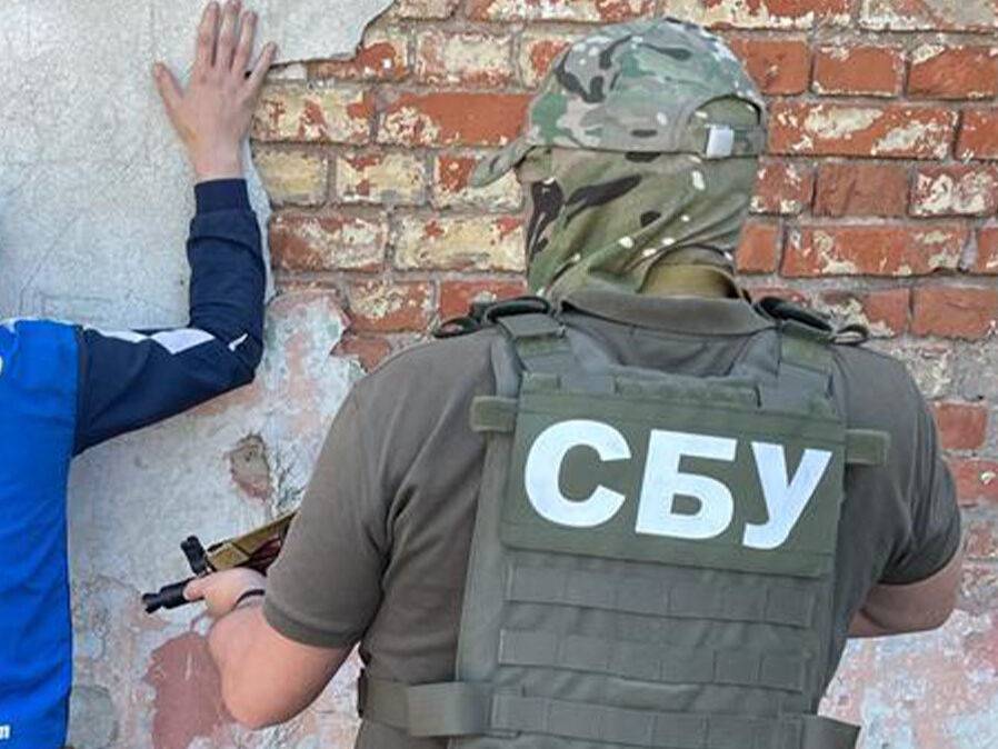 Гайдай: В Лисичанске проверяют более 50 человек на связь с оккупантами, действовали через гуманитарные штабы