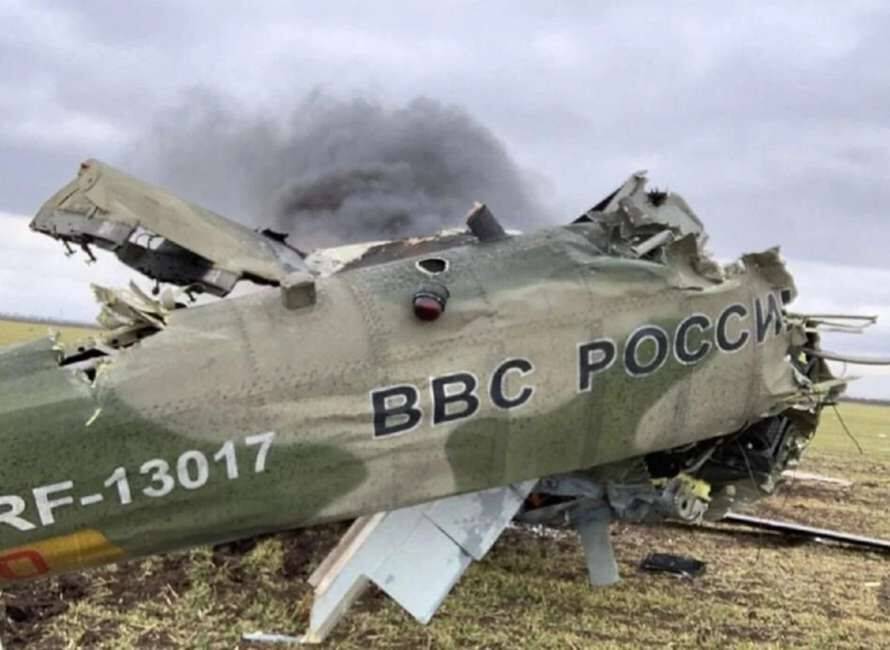 ВСУ уничтожили вертолет оккупантов на юге Украины