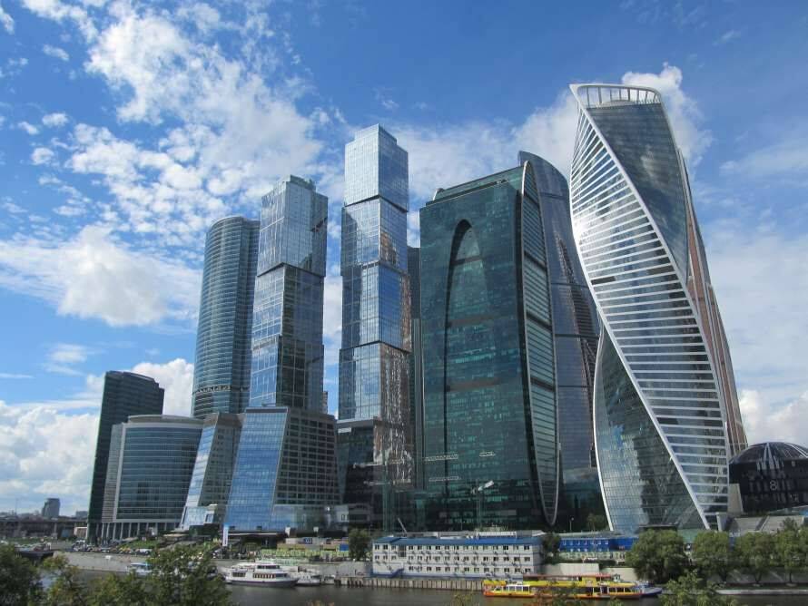 Более 15 тысяч миллионеров покинут Россию в этом году