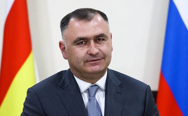 Президент Южной Осетии Алан Гаглоев затеял большую чистку