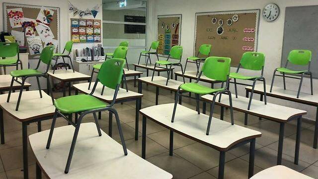 Израильские учителя угрожают бастовать каждый день, сотни тысяч учеников останутся дома