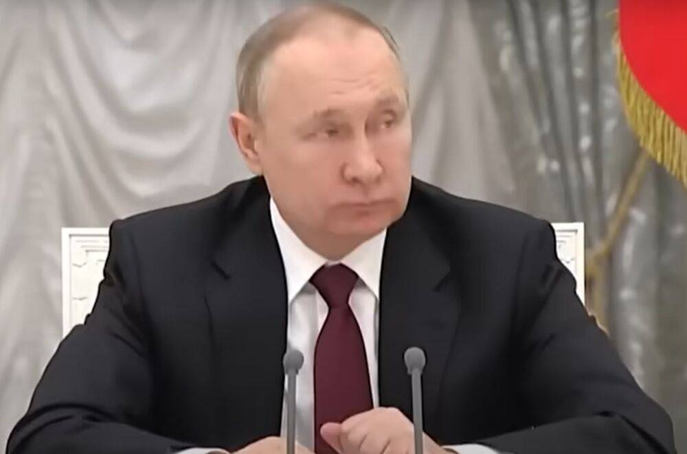 "Путин является меньшим злом": на пост президента рф нацелился еще один агент КГБ, названо имя