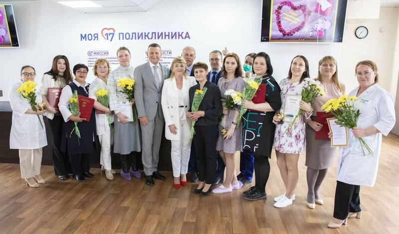 Депутаты гордумы поблагодарили медицинских работников за труд в канун праздника