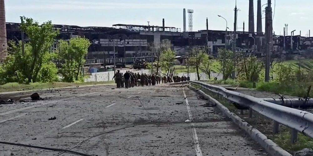 «После Азовстали начался новый ад». Жена командира полка Азов рассказала, что ей известно об удерживаемых в «ДНР» защитниках Мариуполя.