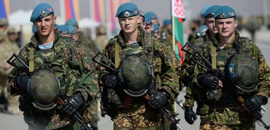 Беларусь решила оставить войска на полигонах и опять продлила военные учения