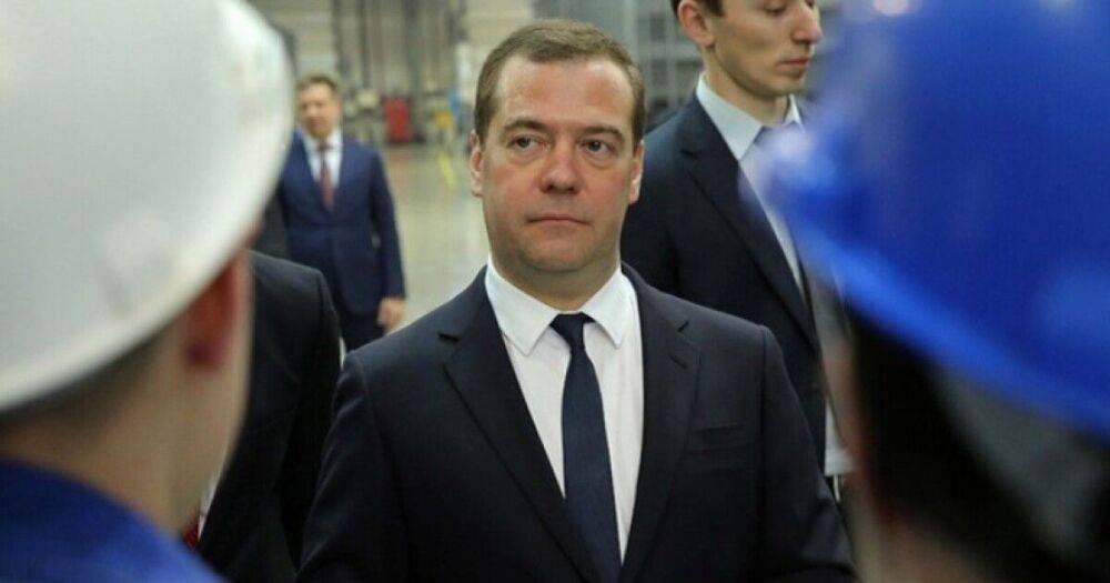 В Госдуме РФ придумали, что Медведев может стать президентом Украины, — росСМИ