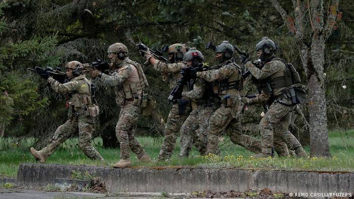 НАТО готовит новую модель обороны своего восточного фланга