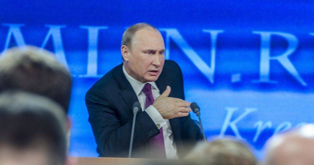 "Вообразили себя посланником Бога на Земле": Путин набросился на США