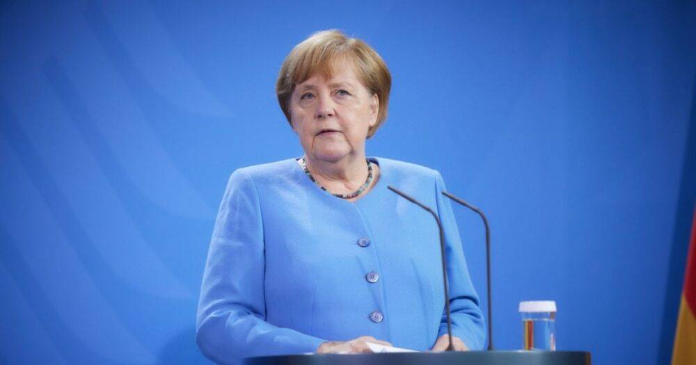 Моя отставка могла сыграть роль во вторжении РФ в Украину, — Меркель