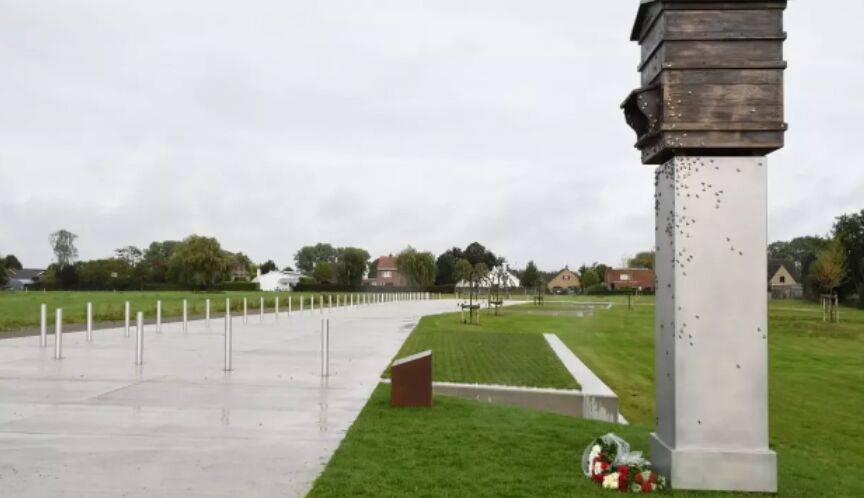 В Бельгии демонтировали памятник, посвященный латышским военнопленным