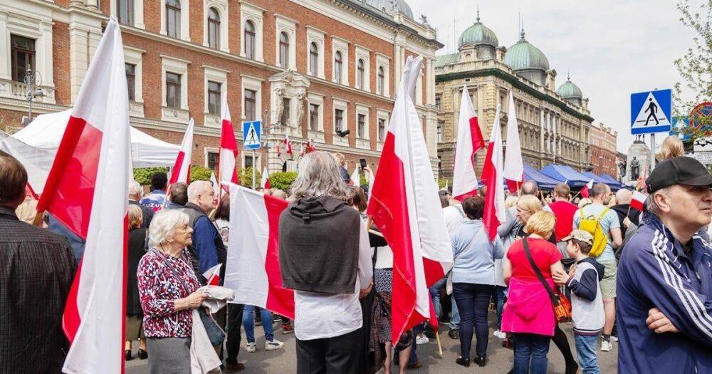 Польша долгое время находится под прицелом России, — спецслужбы