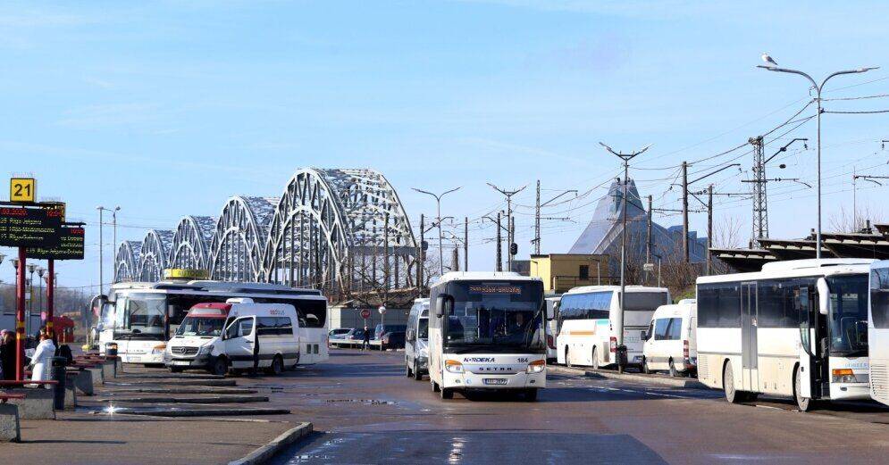 На выходные на Лиго — изменения в более чем 500 региональных автобусных маршрутах