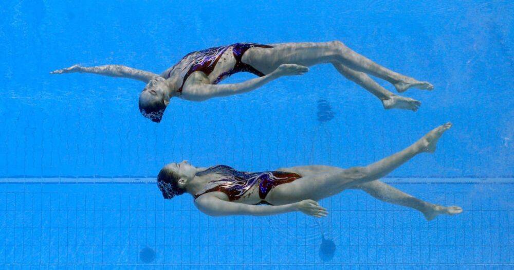 Синхронное плавание: сестры Ван победили в технической программе дуэтов | Чемпионат мира по водным видам спорта — 2022