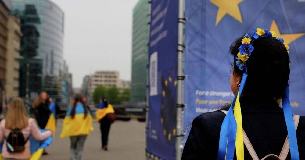 Страны ЕС договорились предоставить Украине статус кандидата на членство, — МИД Польши