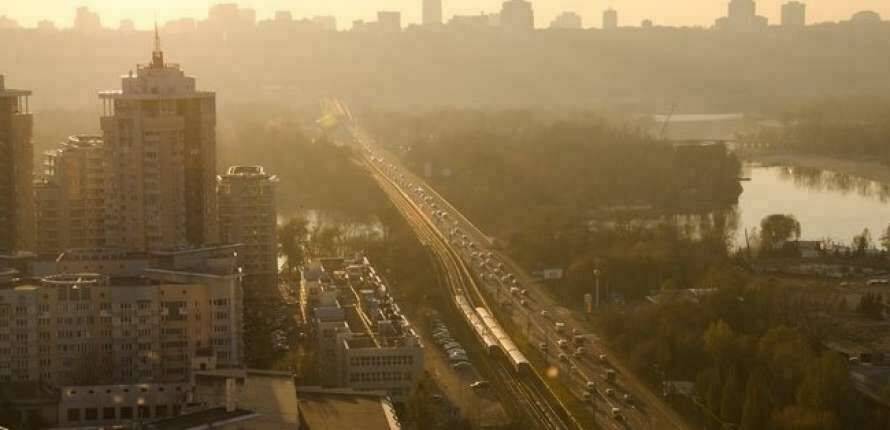 Киевлян предупредили о критическом уровне загрязнения воздуха – где показатели зашкаливают