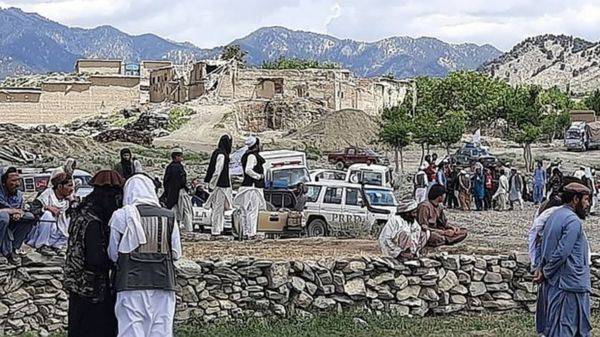 Мощное землетрясение в Афганистане: не менее тысячи погибших и 1500 пострадавших