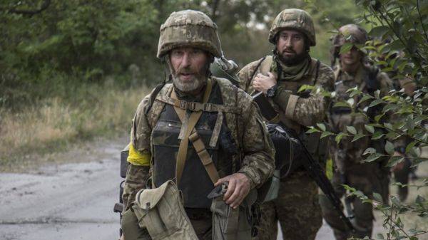 Донбасс: украинские войска оставляют Северодонецк и могут уйти из Лисичанска