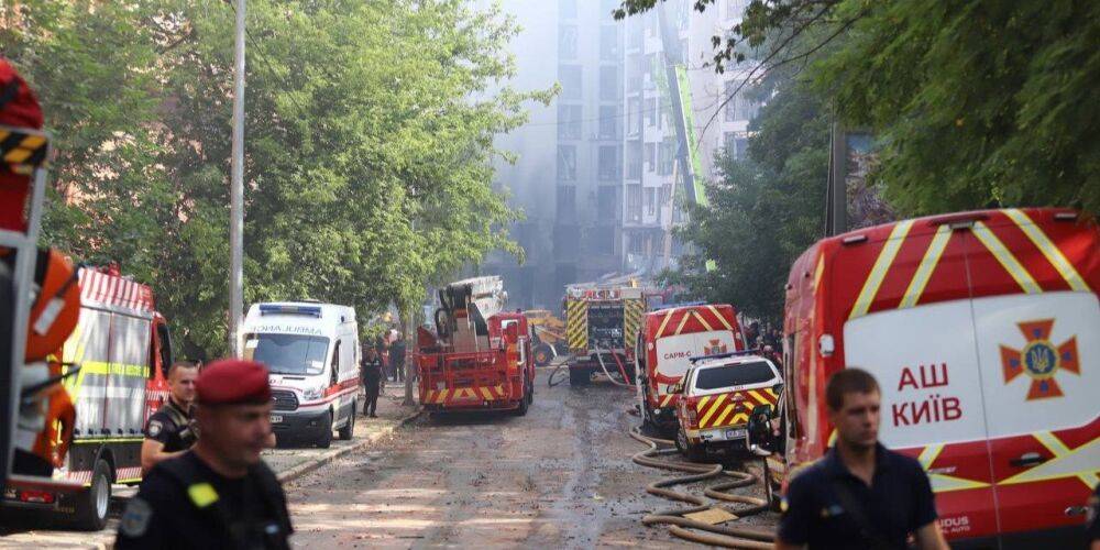 РФ ударила ракетами по Киеву: поврежден жилой дом на Лукьяновке, минимум один погибший, из-под завалов спасли ребенка — онлайн