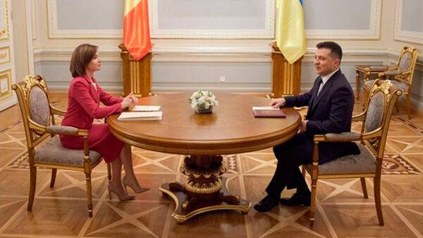 Украина и Молдова договорились о создании новых транзитных путей и расширении экспортного потенциала - Зеленский