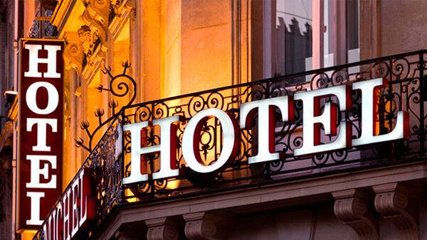 Один из крупнейших мировых гостиничных операторов объявил о прекращении работы в России
