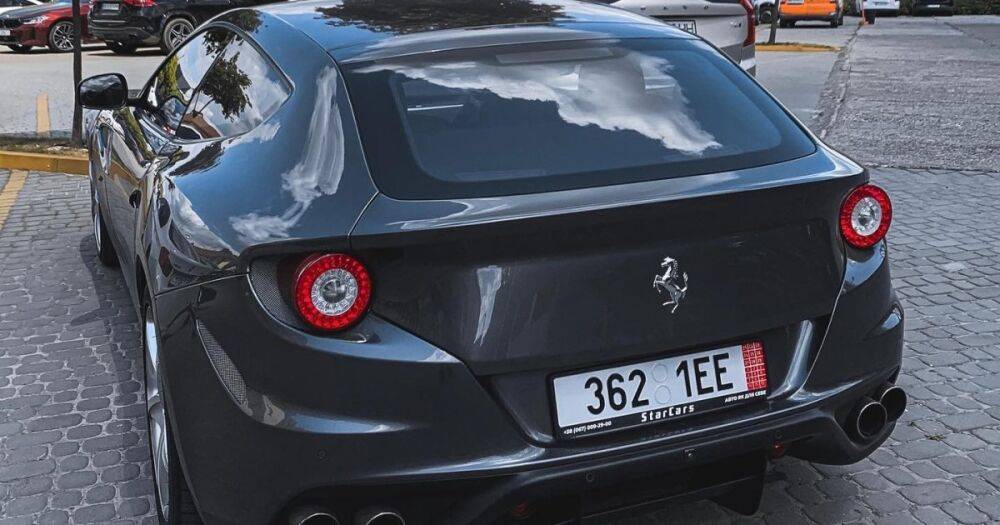 "Евробляха" за 200 тысяч евро: в Украину ввезли Ferrari для бесплатной растаможки (фото)