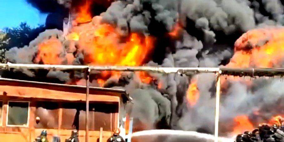 В Москве вспыхнул масштабный пожар на Каширском шоссе — видео